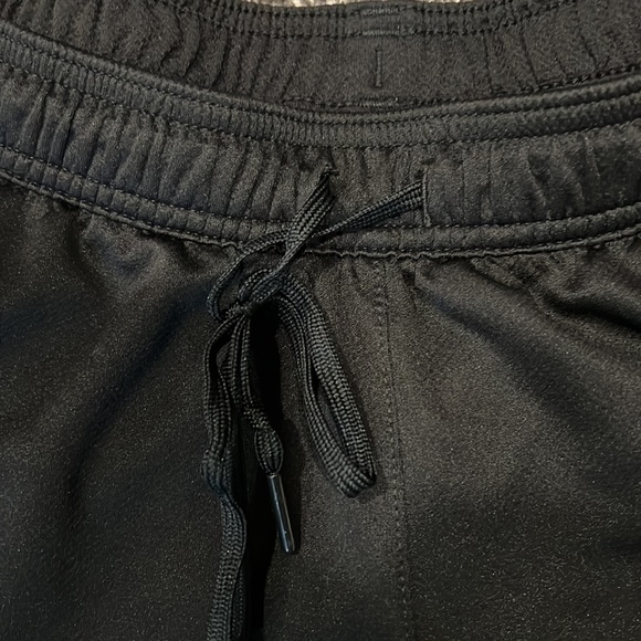 Black 3stripe ADIDAS running shorts size Large - Picture 6 of 6